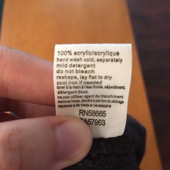 Nordstrom Winter Scarf - Picture 3 of 3